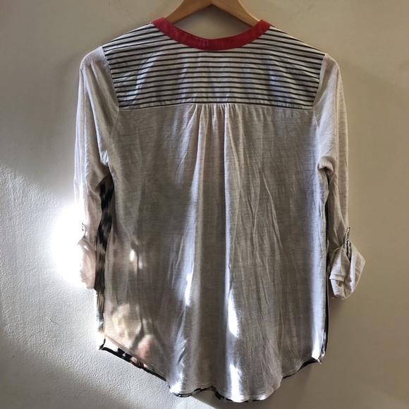 Anthropologie TINY ikat v neck top small - Picture 3 of 4